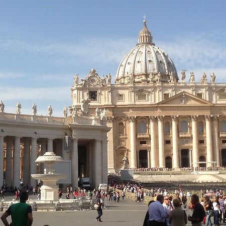 Una Notte Ai Musei Vaticani Apartamento Roma Exterior foto